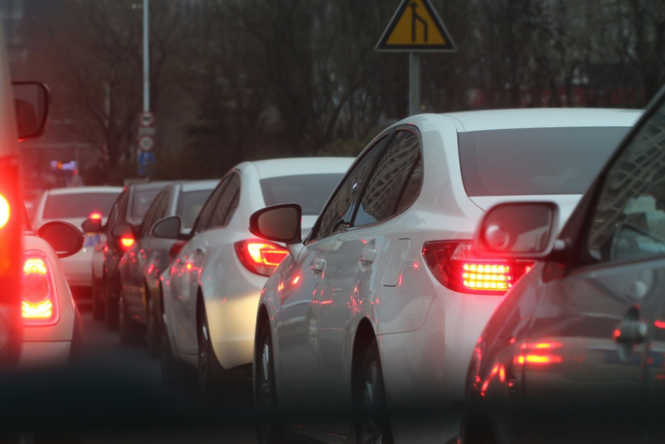 Утром 16 января загруженность дорог в Петербурге составила 7 баллов 