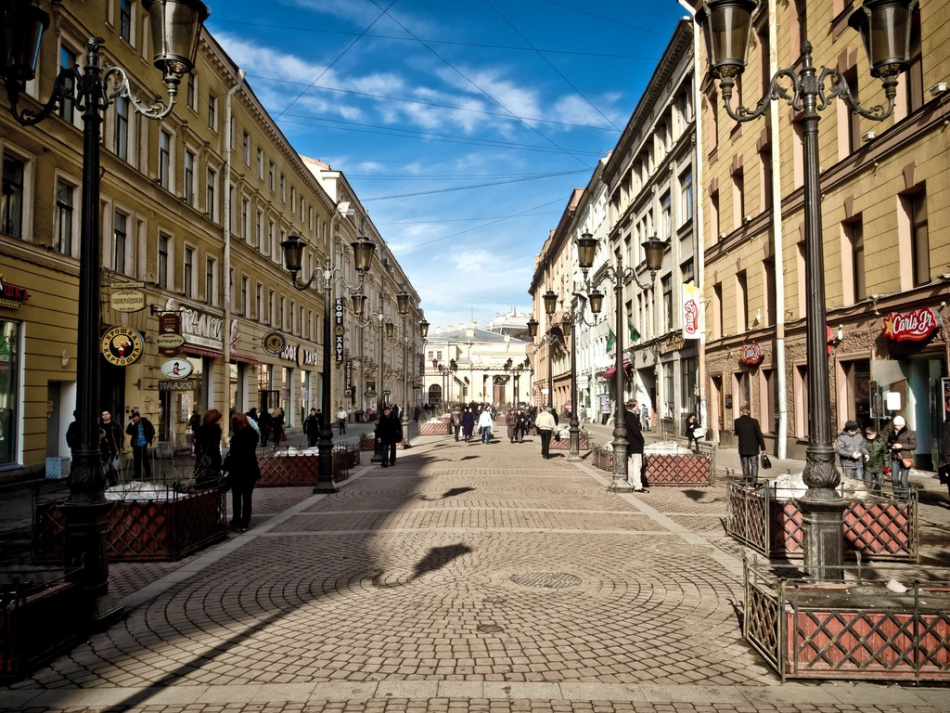 Петербург вошел в тройку лучших регионов РФ по качеству жизни