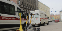 Несовершеннолетняя попала в реанимацию после падения с электросамоката в Петербурге 