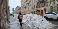 Петербург столкнулся с дефицитом дворников и механизаторов: штат к зиме укомплектован не полностью